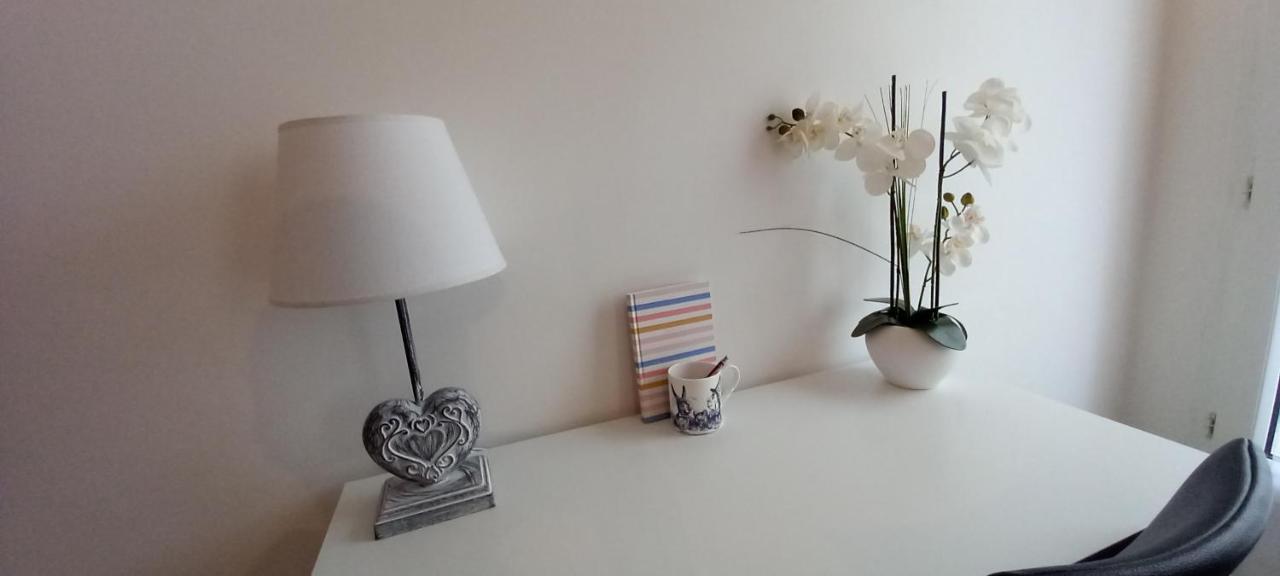 Studio Meuble Bussy-Saint-Georges Eksteriør billede
