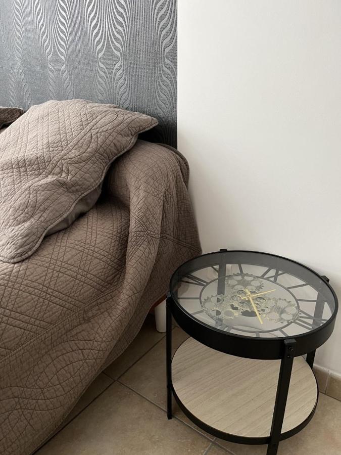 Studio Meuble Bussy-Saint-Georges Eksteriør billede